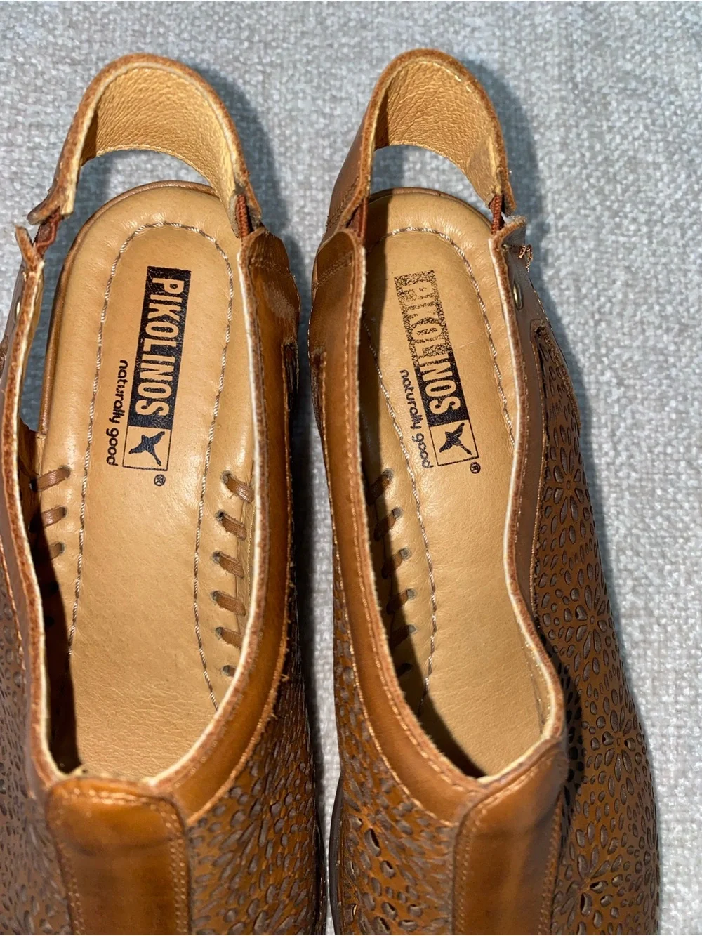 Pikolinos Romana Perforated Leather Wedge Sandal Brandy EU 39 (9)
